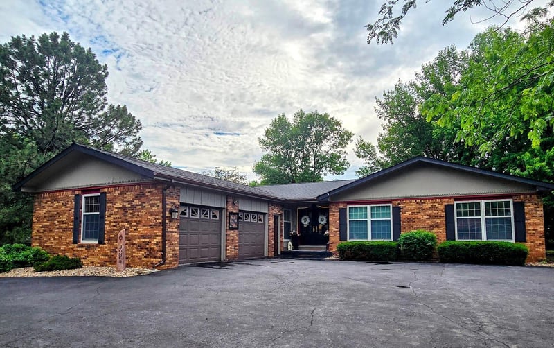 902 6th Ave SE, Pipestone, MN 56164