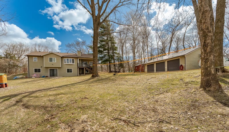 110 6th Ln NE, Oronoco, MN 55960