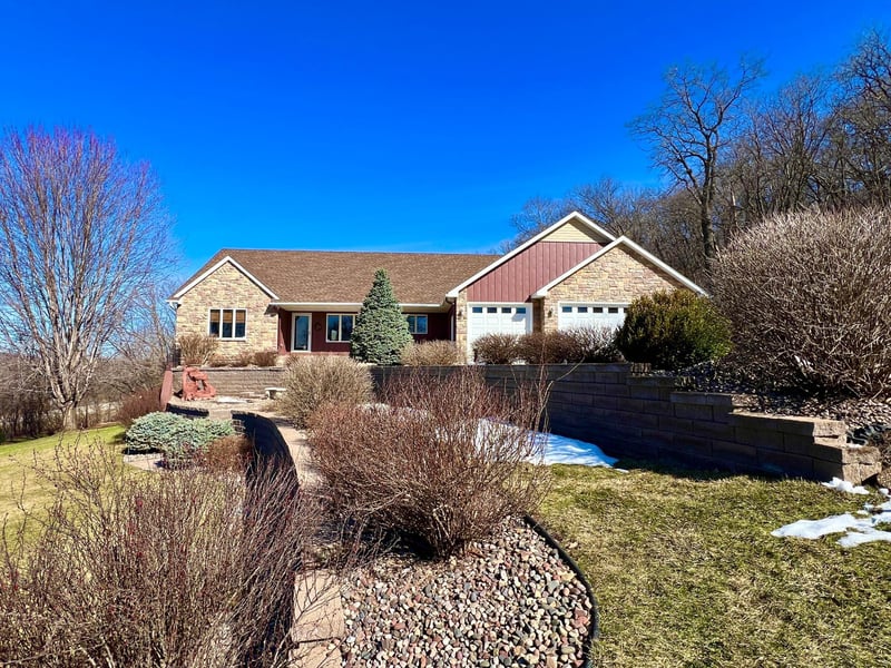 9200 County Road 3 NW, Oronoco, MN 55960