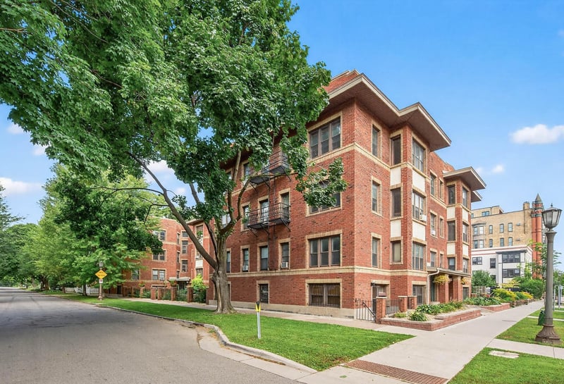 391 Laurel Ave #304, Saint Paul, MN 55102