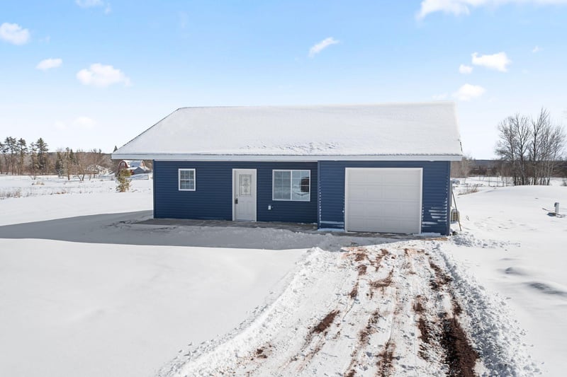 7530 Tamarack St, Bruno, MN 55712