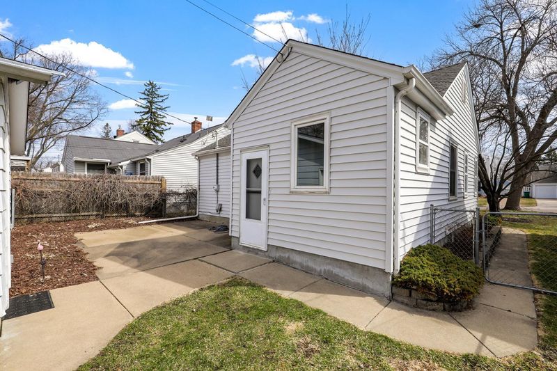 2944 Zarthan Ave S, Saint Louis Park, MN 55416