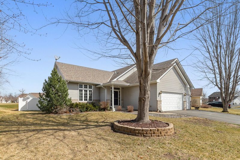 7297 Whitehall Rd, Shakopee, MN 55379