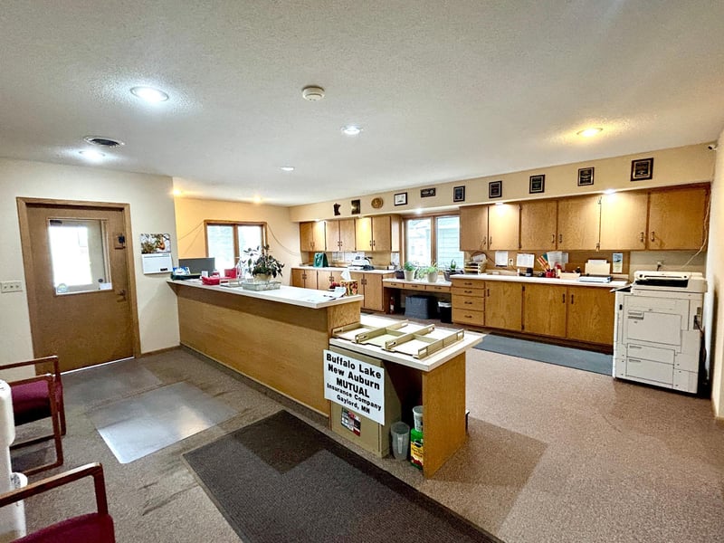 514 Sibley Ave, Gaylord, MN 55334
