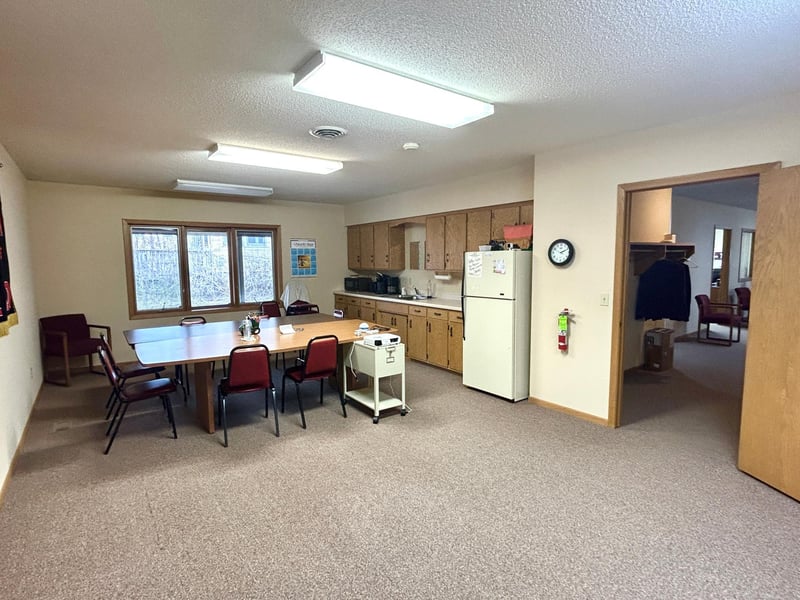 514 Sibley Ave, Gaylord, MN 55334