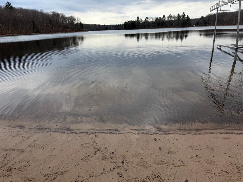 W3905 Leesome Lake Rd, Sarona, WI 54870