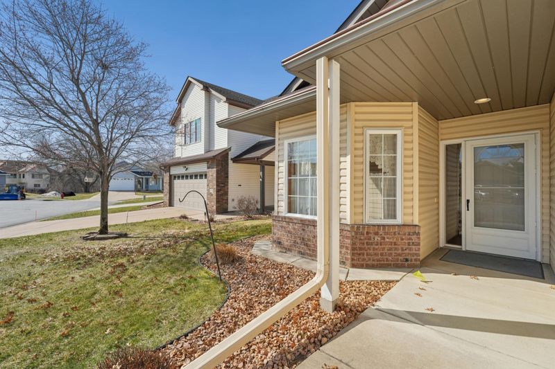 8040 Benjamin St NE, Spring Lake Park, MN 55432