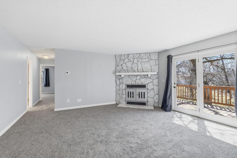 1900 Coon Rapids Blvd NW #4, Coon Rapids, MN 55433