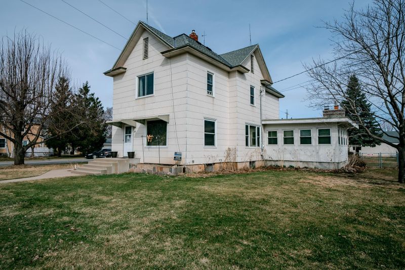 201 E Minnesota St, Saint Joseph, MN 56374