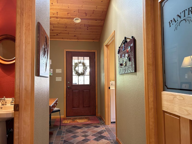 10115 E Island Lake Rd, Solon Springs, WI 54873