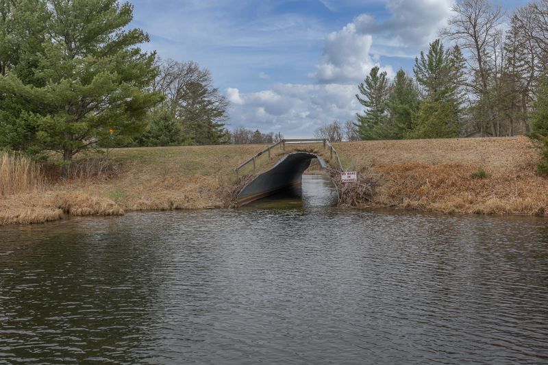1020 County 5 NW, Hackensack, MN 56452