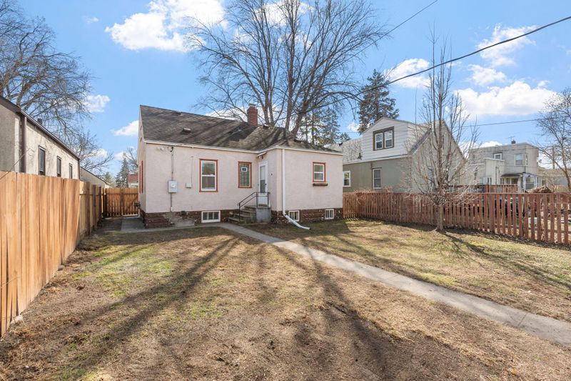 1671 Edmund Ave, Saint Paul, MN 55104