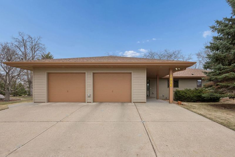 2846 Aurora Ct, Saint Cloud, MN 56303