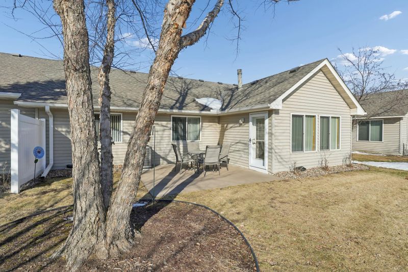2853 Aldrich Trl, Woodbury, MN 55125