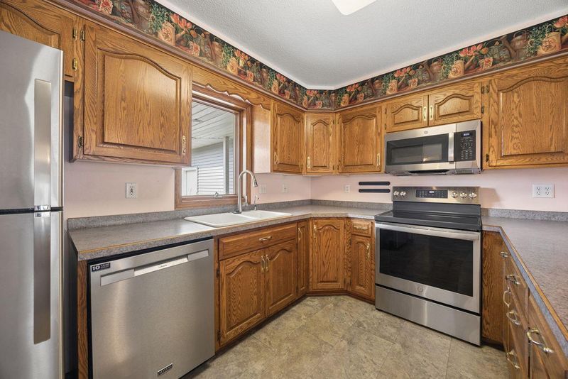 4243 23rd St NW, Willmar, MN 56201