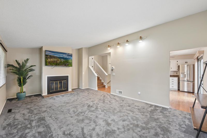 424 Aurora Ave, Saint Paul, MN 55103