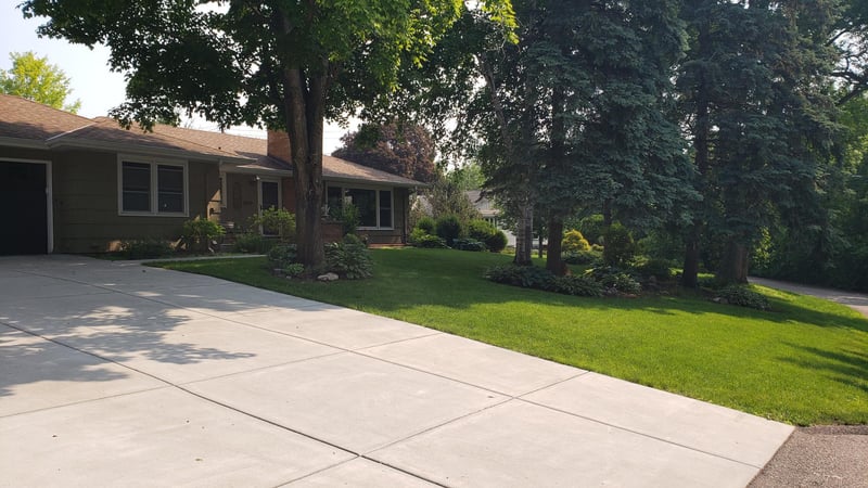 12000 James Rd, Minnetonka, MN 55343
