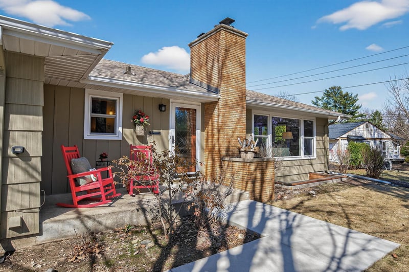 12000 James Rd, Minnetonka, MN 55343