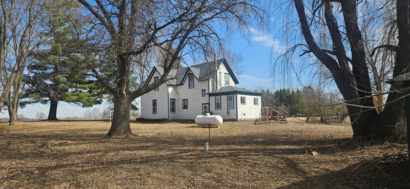 4528 415th Ave NE, Braham, MN 55006
