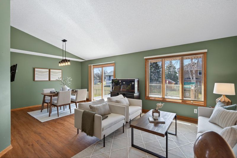 3882 121st Cir NW, Coon Rapids, MN 55433