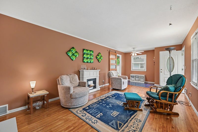 11221 Arrowhead St NW, Coon Rapids, MN 55433