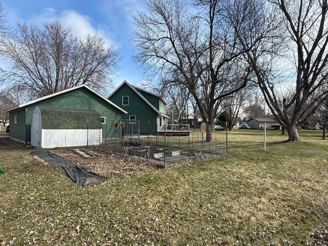111 Beachwood Ln, Redwood Falls, MN 56283