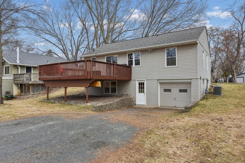 414 3rd Ave E, Osceola, WI 54020