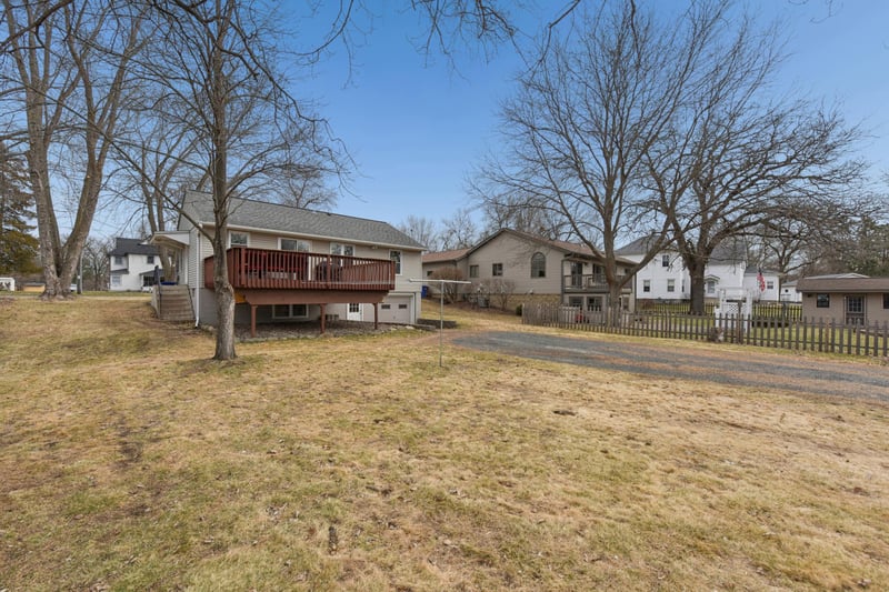 414 3rd Ave E, Osceola, WI 54020