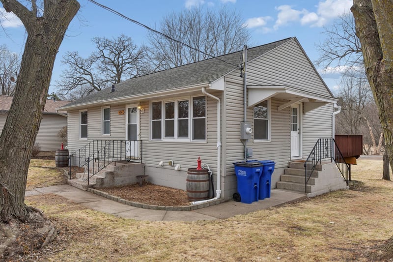 414 3rd Ave E, Osceola, WI 54020