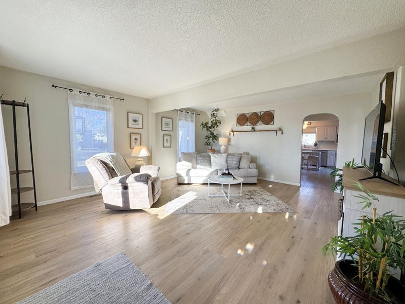 513 Larson Ave, Ashby, MN 56309