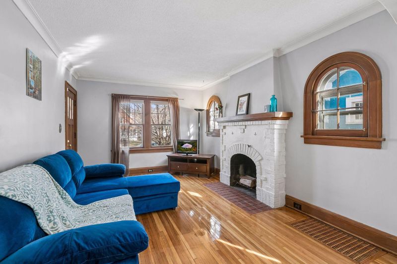 4155 Humboldt Ave N, Minneapolis, MN 55412