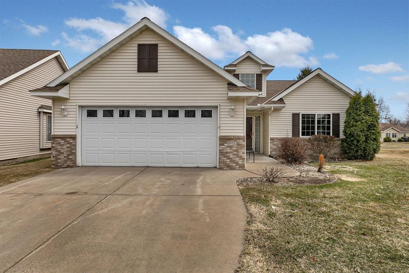 856 Aspen Cir, Waite Park, MN 56387