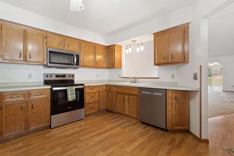 2720 Lake Court Dr #103, Mounds View, MN 55112