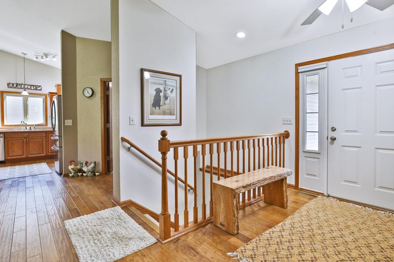 870 Brook Ln NE, Owatonna, MN 55060