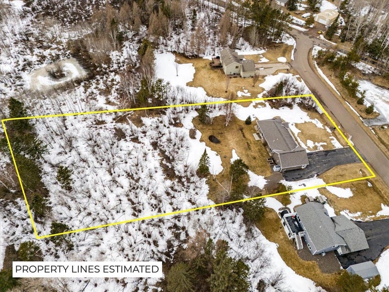 44 Harmony Dr, Esko, MN 55733