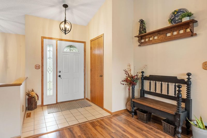 1015 Ridge Rd, Owatonna, MN 55060