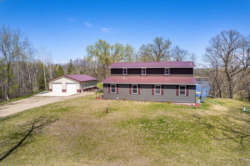 40815 Shadow Dr, Clitherall, MN 56524