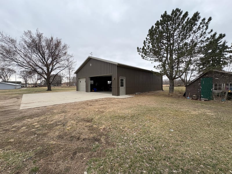 237 S Paul St, Appleton, MN 56208