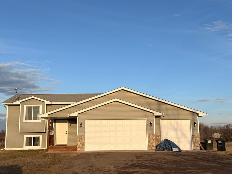 47575 Falcon Ave, Rush City, MN 55069
