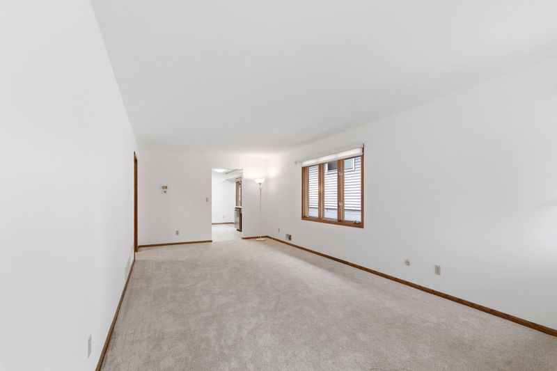 688 Birch Ln S, Shoreview, MN 55126