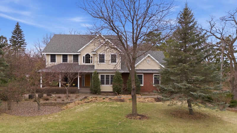 1403 Broadway Ave S, Sauk Rapids, MN 56379