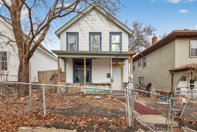 715 Hope St, Saint Paul, MN 55106