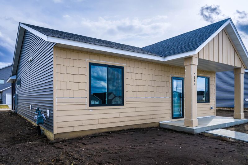 5242 Solstice Pl NW, Rochester, MN 55901