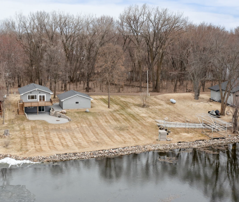 51400 Berry Ave, Rush City, MN 55069