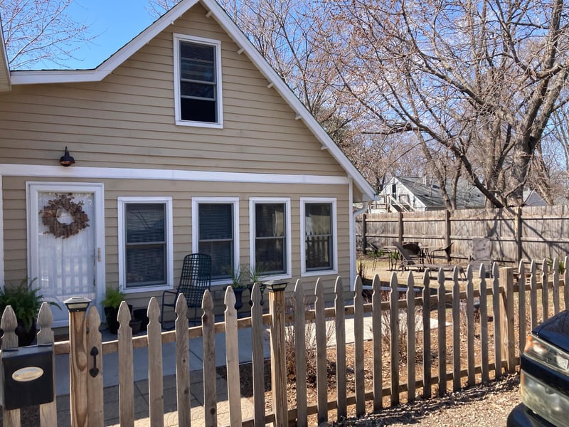 1712 E 84th St, Bloomington, MN 55425