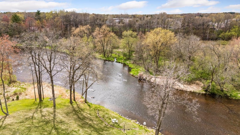 905 Sunflower Way, Amery, WI 54001