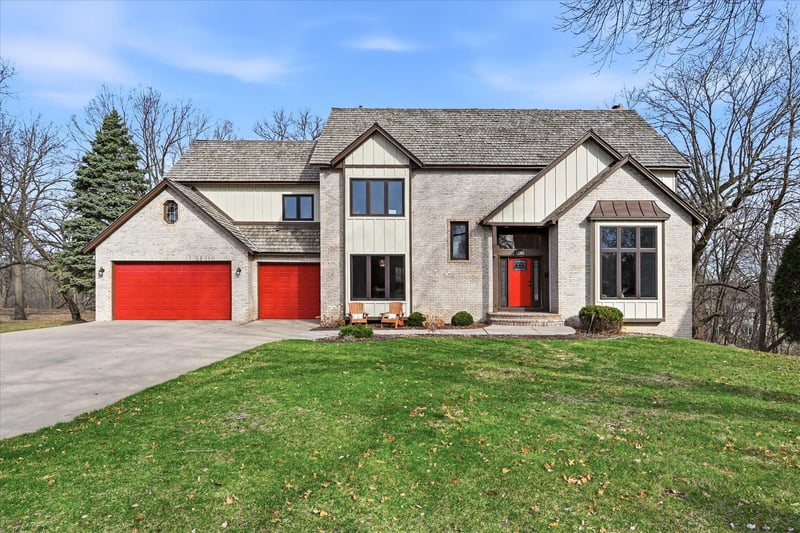 12960 32nd Ave N, Plymouth, MN 55441