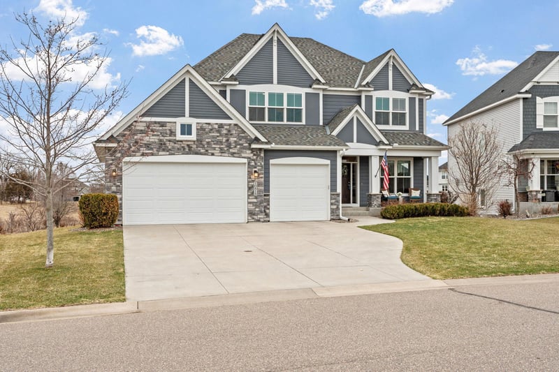 10818 Glenview Pl, Champlin, MN 55316