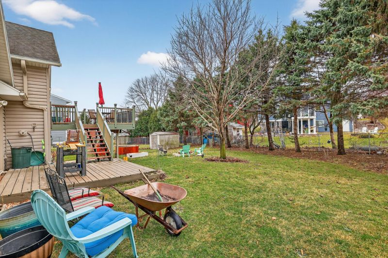 6219 Fairway Dr NW, Rochester, MN 55901