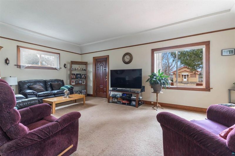 1522 E 4th St, Superior, WI 54880